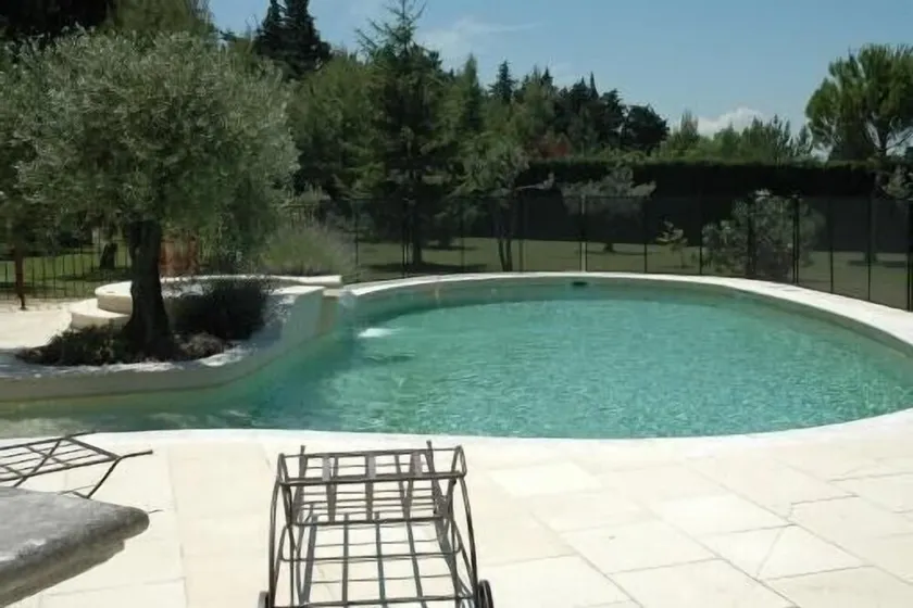 Gîte de provence jacuzzi - Image 1