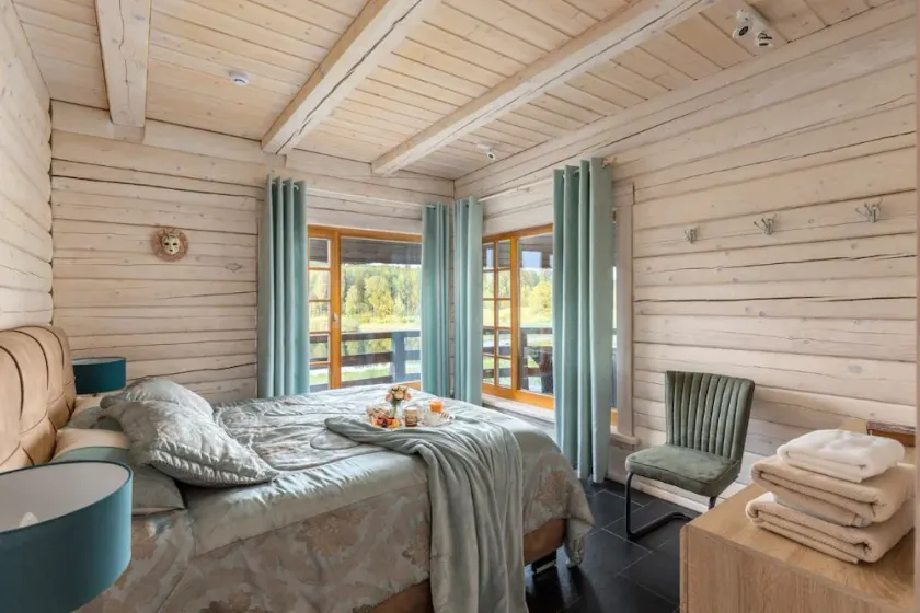 Dreamy chalet with sauna & jacuzzi in secluded eco-village - Image 1