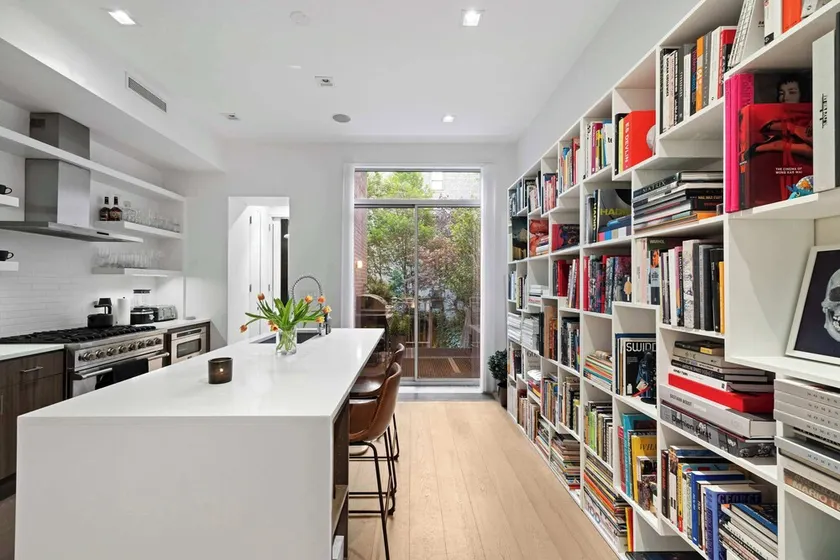 RoveTravel | Morningside Manor |Upper Westside TH - Image 1