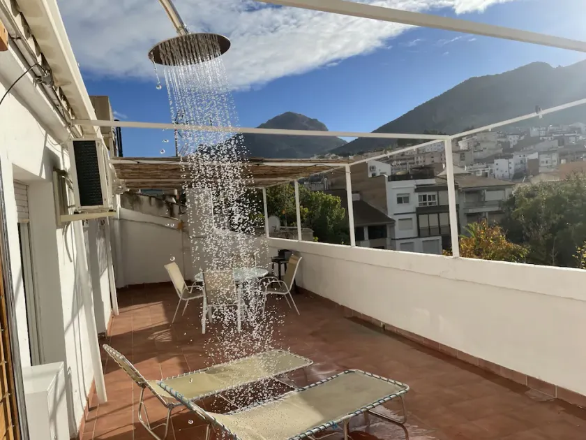 Beautiful duplex penthouse with spacious terrace in the center of town - Image 1