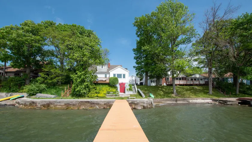 Sail Away - Enjoy lakeside peace and quiet! - Image 1