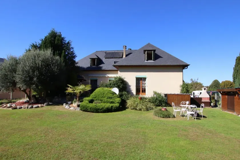 CHEZ VIVES - MONTAUT - Image 1