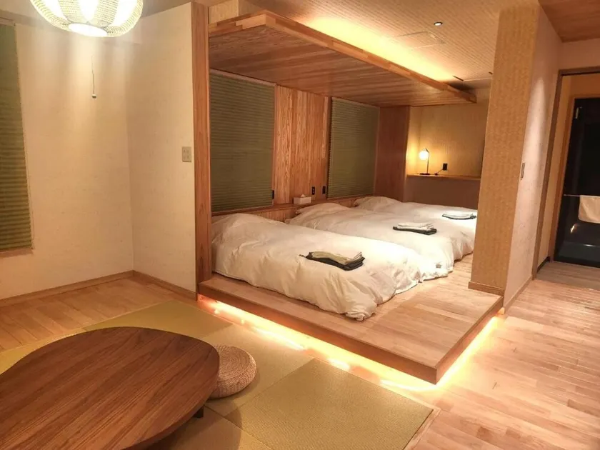 Hotel Okura - Image 1