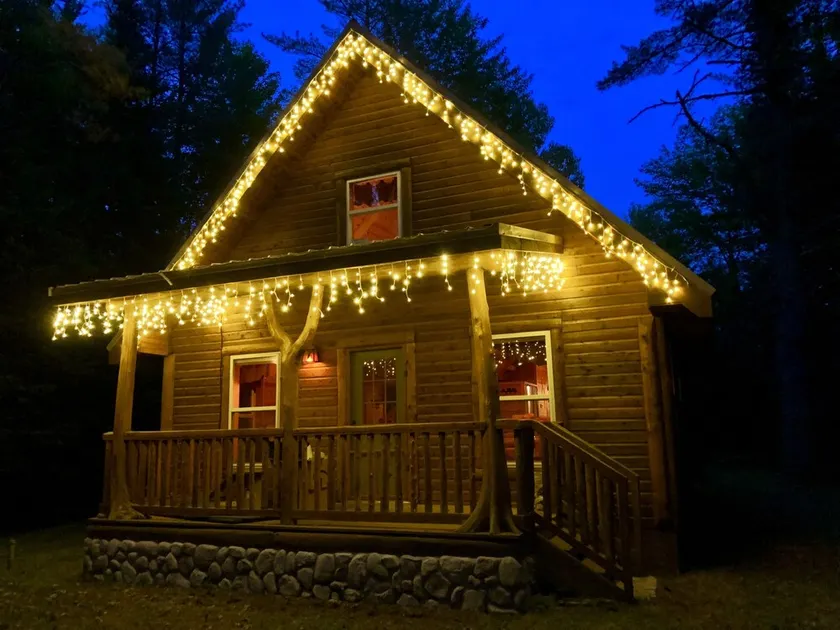 Cozy, Secluded, Year-Round Cabin: With A Hot Tub! - Image 1