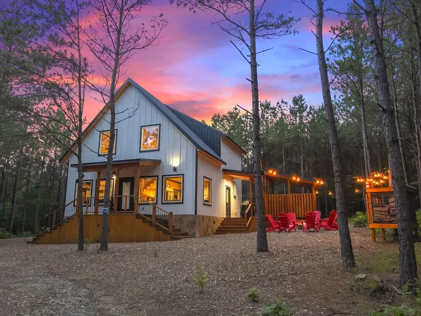 Private Hot Tub + Outdoor Oasis + Split Floor Plan + Arcade + Family Friendly - Image 1