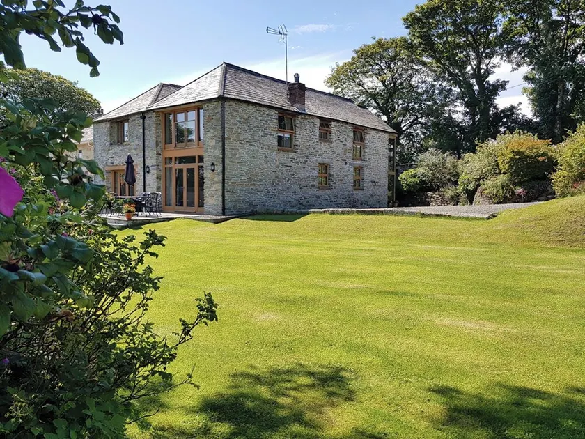 6 bedroom accommodation in Tregoodwell, Camelford - Image 1