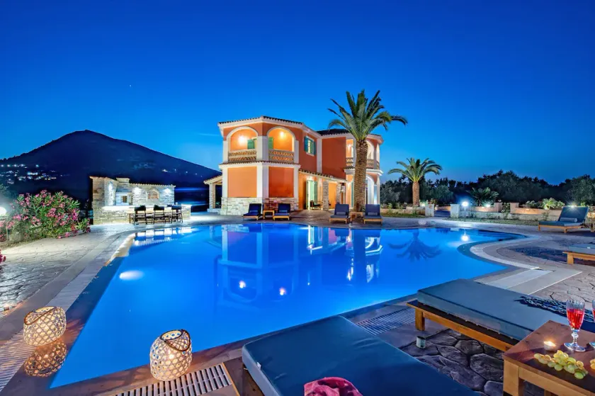 Villa Amari by Villa Plus - Image 1