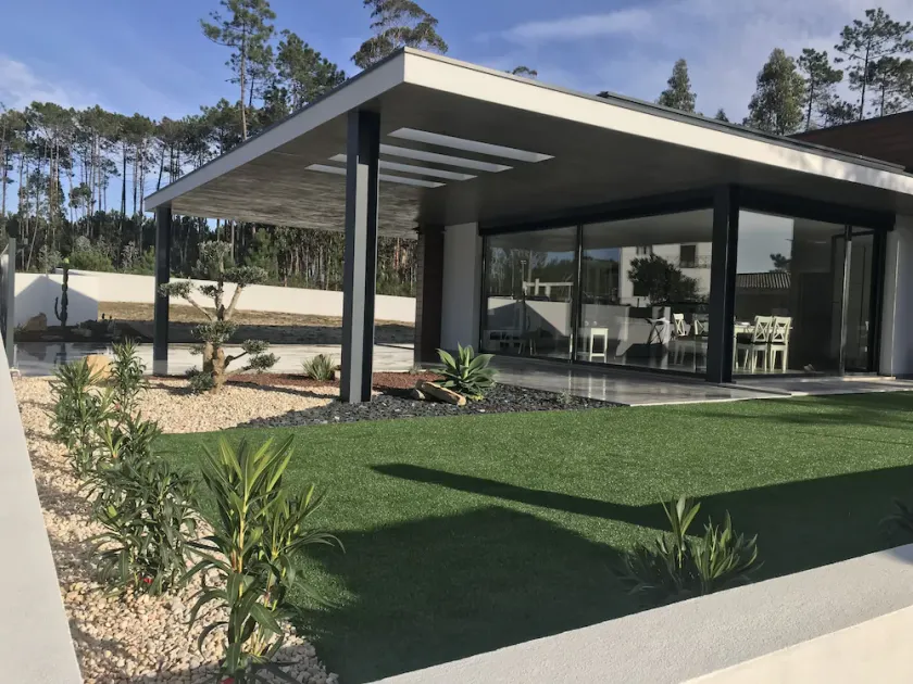 La casa de férias contemporary house - Image 1