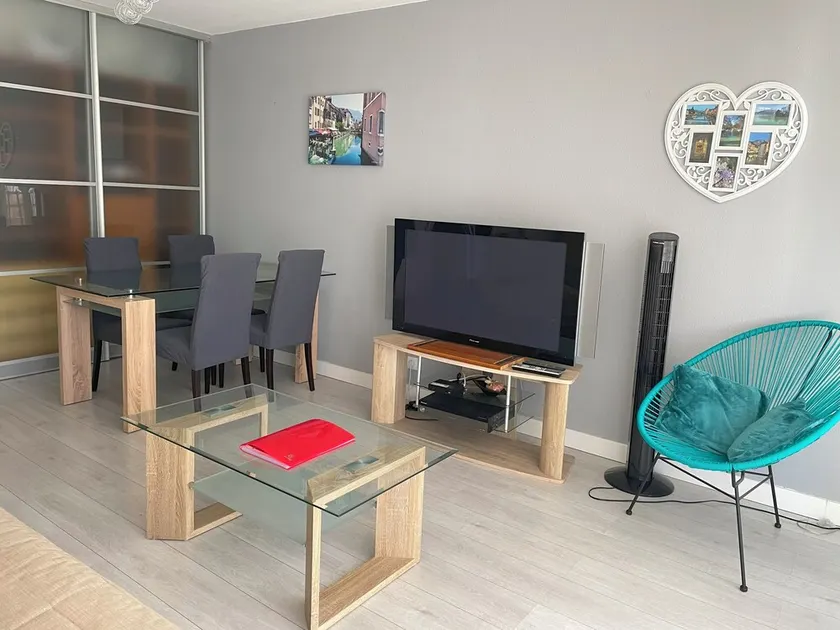 Appartement T2 classé***  Terrasse sud parking privé 10mn à pied vieille ville - Image 1
