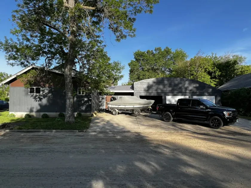 Sportsman's Country Lodge: The Duck House - Image 1