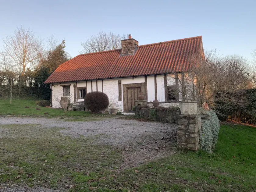 Medieval Cottage in rural Monmouthshire. - Image 1