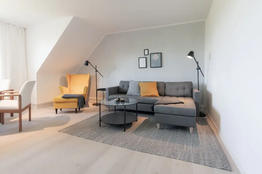 Spacious vacation apartment with terrace and garden - Image 1