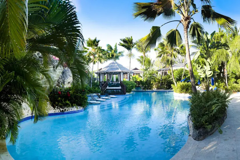 Stunning West Coast Villa minutes from Mullins Beach - Image 1