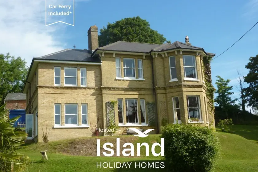 Downedge -  a house that sleeps 13 guests  in 6 bedrooms - Image 1
