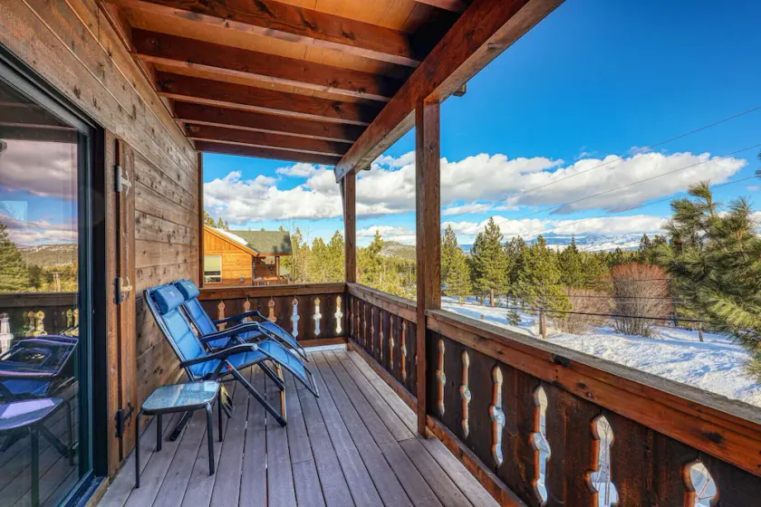 Condo w/ Beautiful Mountain View. Steps from Ski/Trails. Donner Lake. EV outlet - Image 1