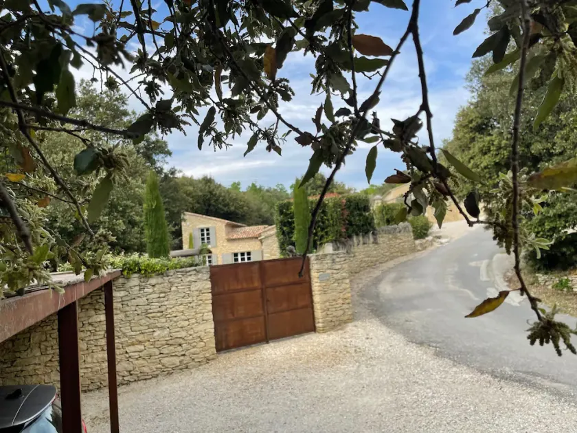 Magnificent renovated farmhouse, comfort and absolute calm - Image 1