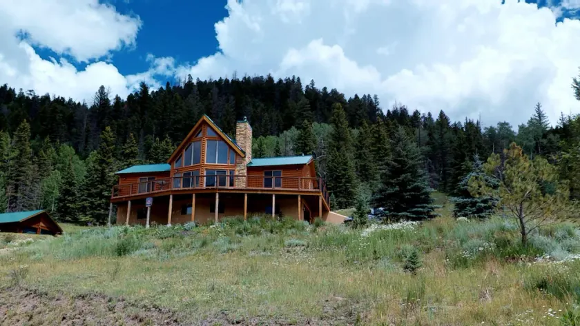Ceci est une maison de haute technologie nouvellement construite qui propose 3 chambres et 2. 5 salles de bains, 10 couchages. Troisième chambre - Image 1