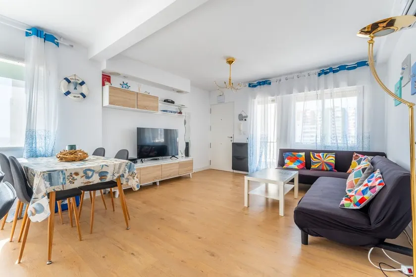 Appartement Piso Playa Centro Villajoyosa avec vue sur la mer, terrasse et Wi-Fi. - Image 1