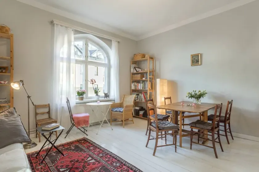 Cosy Quiet Apartment Close to the Sea and Parks - Image 1
