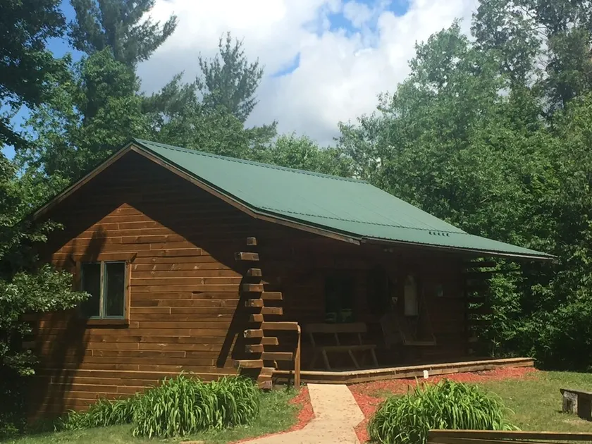 Creekside Amish Log Cabin - Image 1