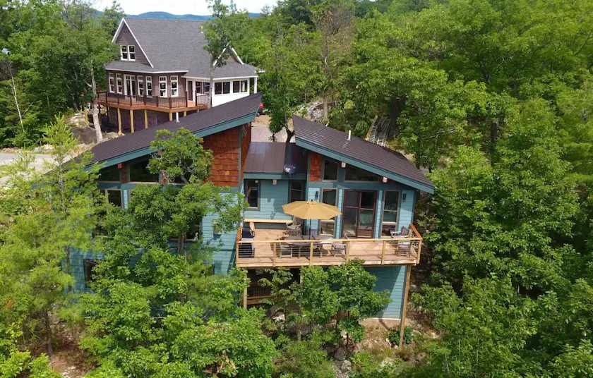 Lake George Cliff House - Outdoor hot tub! - Image 1