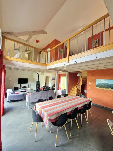 Stort moderne hus downtown - mellem sø og bjerge - Image 1