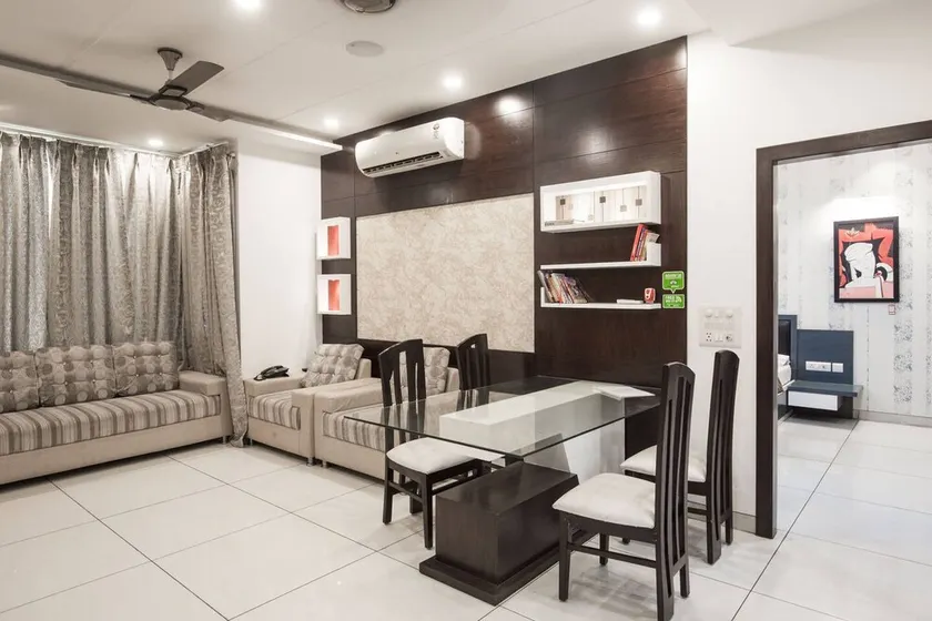 Luxury Inn - Home With Five Star Facilities - Image 1
