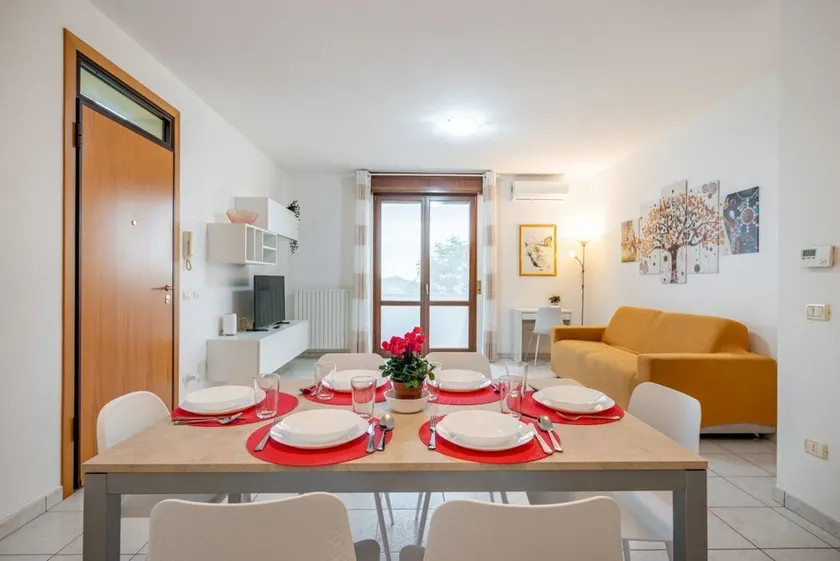 GuestHost - Cà Mastro Apt with parking and unique view! x6 - Image 1