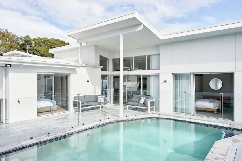 Maison de vacances avec piscine privée à Surfers Paradise en vedette sur Netflix - Image 1