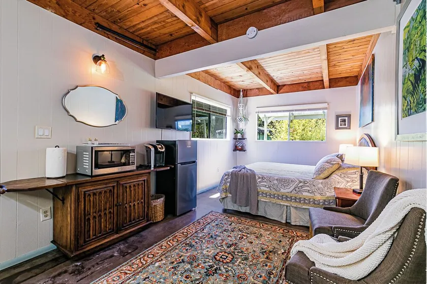 Cozy stay just 5 minute drive to Volcano National Park, Winery and Golf! - Image 1