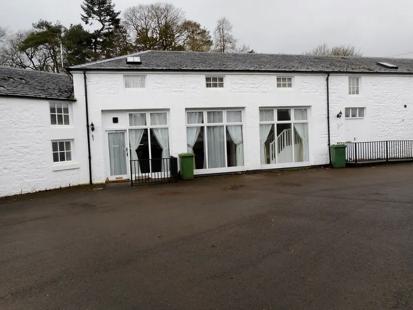 THECOACH HOUSE, 2 TELFORD MEWS, BEATTOCK, MOFFAT - Image 1