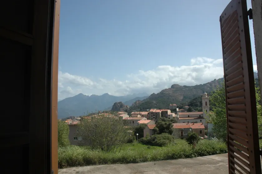 Large family villa.5mn walk from the charming village of Piana - Image 1