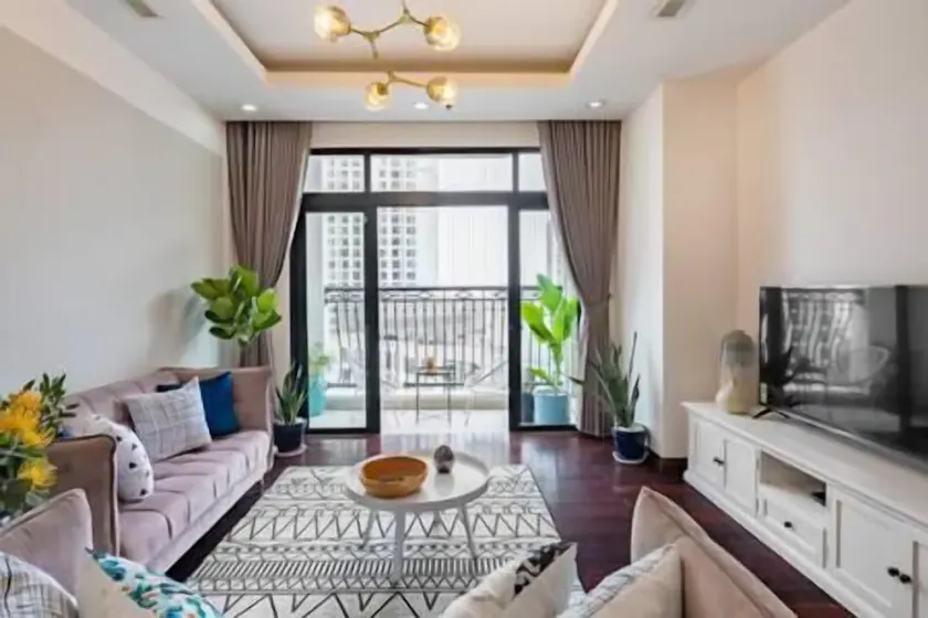 A luxury apartment @ Royal City 72A Nguyen TTrai str., Thanh Xuan Dist. Ha Noi - Image 1