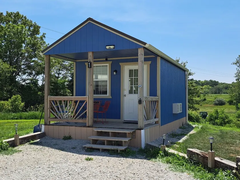 Tiny Cabin on the Farm - Image 1
