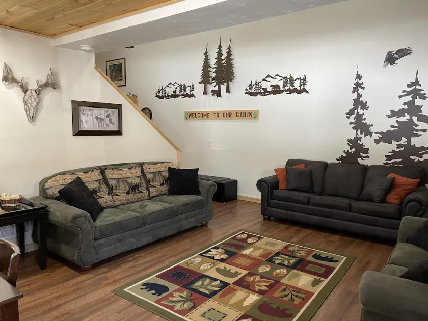 Cozy & secluded on 53 acres & driveway access to miles of ATV/snowmobile trails! - Image 1
