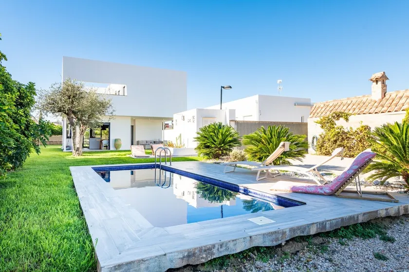 Villa Puerto Blanco cerca de la playa con piscina y Wi-Fi - Image 1