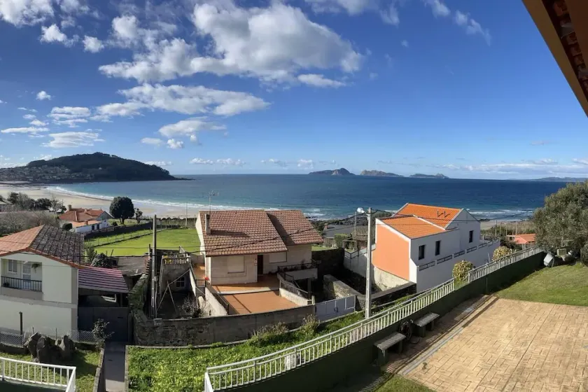 Spacious and lovely Beach House in Patos Nigran - Image 1