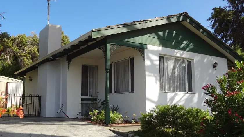 Sea View Terrace Cottage - Image 1
