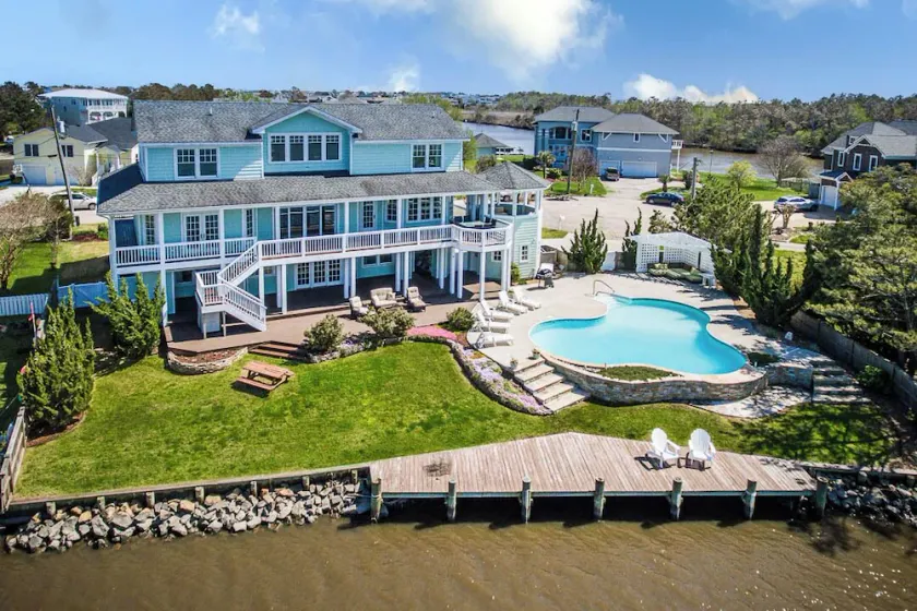 Bayside Retreat | 1820 ft from the Beach | Private Pool - Image 1