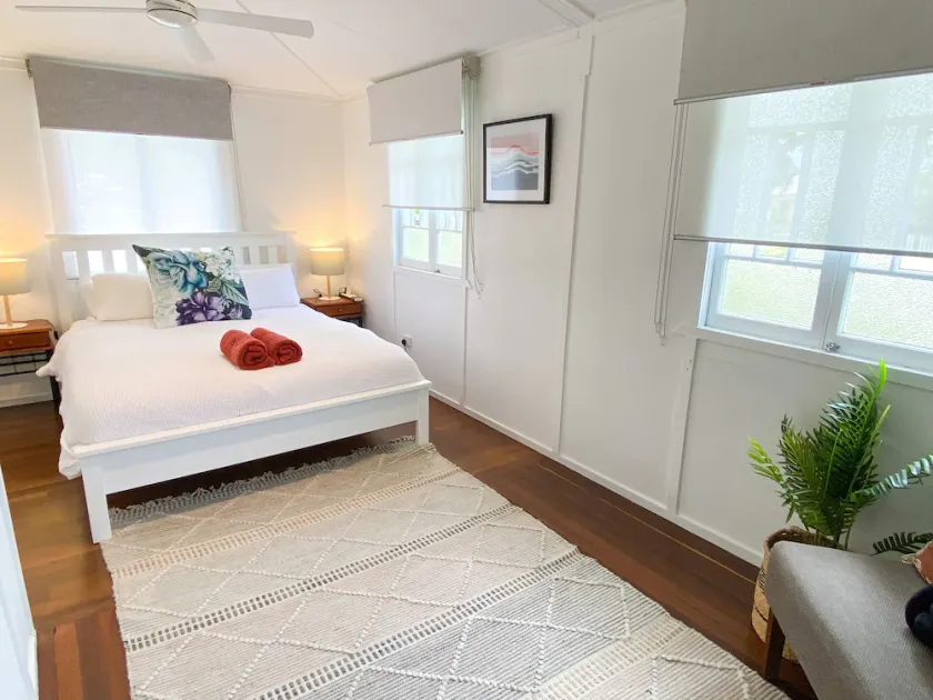 Urangan Pier Family House - Pet and Child Friendly - Image 1