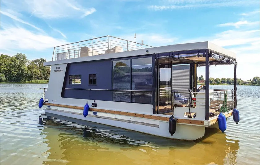 1 Bedroom Beach Front Ship In Havelsee Ot Kützkow - Image 1
