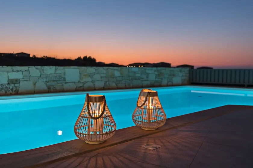  Villa Levanda,pool, walking distance from the beach and shops ,no car needed! - Image 1