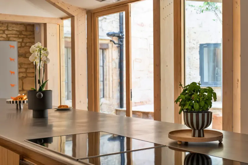 Holiday Home in Painswick, No Deposit - Image 1