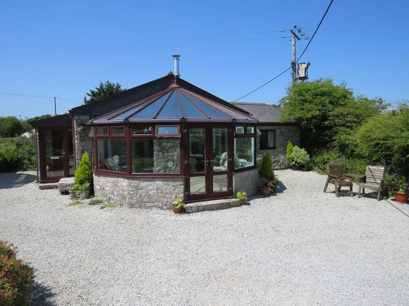Sheilas hytte, PENRYN - Image 1
