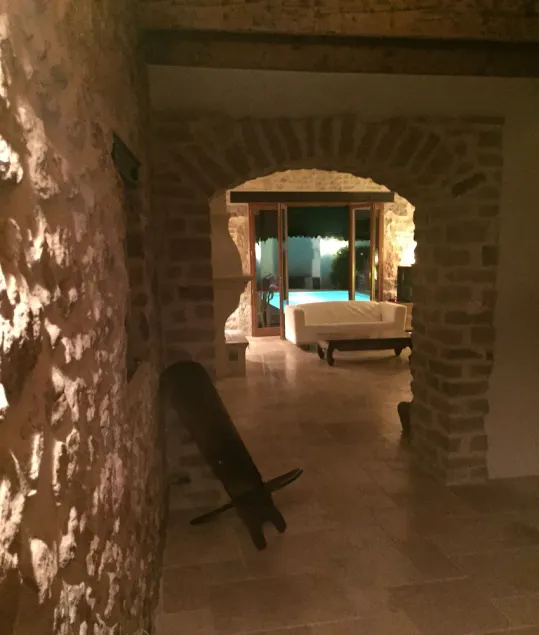 Gammelt bondehus renoveret i den gamle landsby med have og privat pool - Image 1