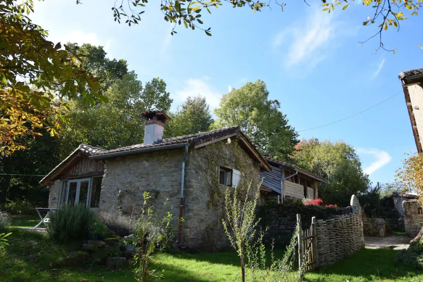 Rummelig Cottage med dejlig udsigt og Have / skov, ugeneret beliggende - Image 1