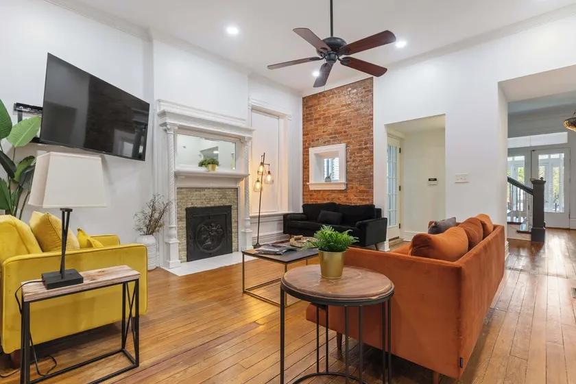 Modern Comfort + Historic Charm for Large Groups 16+ guests | 7 bedrooms | 14 beds | 3.5 baths - Image 1