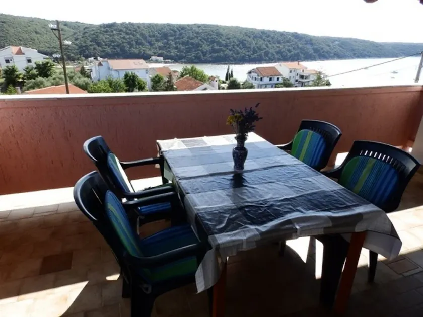 Apartamento em Kampor (Rab), capacidade de 4 + 1 - Image 1