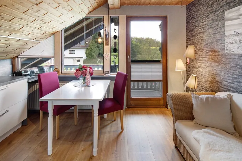 Apartamento \"Landharmonie Knüll\" con terraza privada, balcón y Wi-Fi - Image 1