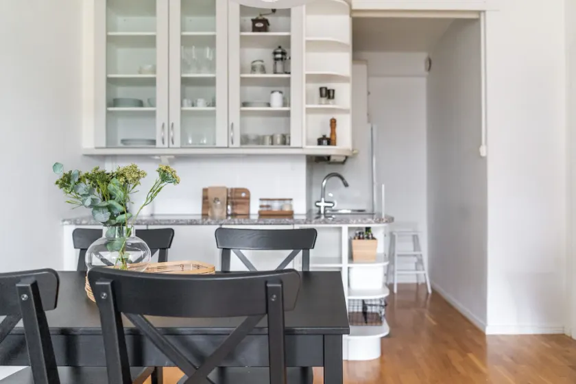 1br apartment with patio in Lauttasaari - Image 1